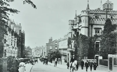 Ellerker College for the Daughters of Gentlemen, Richmond Hill, Richmond: celkový pohled, 1895