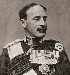 Generál Sir Ian Standish Monteith Hamilton z The Illustrated War News, 1915