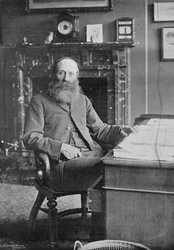 Henry Perkins, ze slavných hráčů kriketu a kriketových hřišť, publikoval Hudson a Kearns, 1895