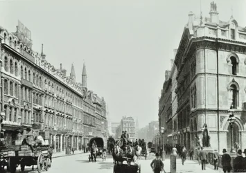 Holborn viadukt, při pohledu na východ, City of London, 1875