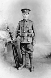 Vojín Devonshire Regiment, britská armáda
