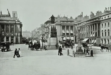 Regent Street, Westminster LB: Waterloo Place s výhledem na Regent Street, 1896