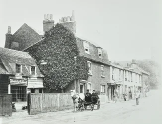 Tottenham Lane, Hornsey: přední pohledy, kolem roku 1890