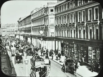 Whiteleys, Westbourne Grove, Westminster LB: Pohled na západ, 1895