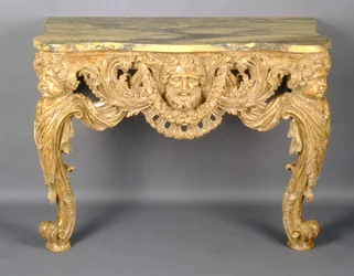 Stůl na konzoli George II, cca 1740 (vyřezávané zlacené dřevo)