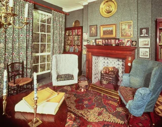 Interiér č.8 Hammersmith Terrace, postavený kolem roku 1735