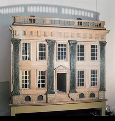 The Great House anglický domeček pro panenky, kolem roku 1750, o kterém se předpokládá, že pochází z Cheshire nebo Lancashire (dřevo)