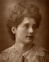 Blanche Horlock , britská herečka, 1887