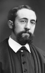 Portrét spisovatele Julese Claretieho (1840-1913) od fotografa Etienna Carjata. Originální tisk, fond fotografické dílny Roth  Cie.