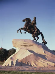 Jezdecká socha Petra Velikého v Petrohradě, 1766-1782