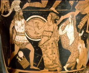 Etruská antika: zvoncový kratér zobrazující zkázu Tróje: detail s Meneláem stojícím proti Afroditě, vpravo je zobrazena Helena. Z Falerii Veteres (Civita Castellana). 350-300 př. n. l. Řím, Museo Nazionale di Villa Giulia