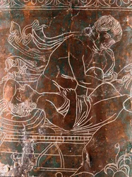 Etruské umění: detail bronzové Ficoroniho cisty zobrazující legendu o Argonautech: loď Argó. Z Praeneste (Palestrina). 340 př. n. l. Museo Nazionale di Villa Giulia, Řím