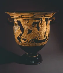 Krater (velká váza) od malíře Nepi. Červenofigurová keramika z Corchiano (Lazio). Etruská civilizace, 4. století před naším letopočtem.