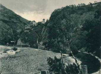 Zámek Runkelstein, Bolzano, Jižní Tyrolsko, Itálie, 1927