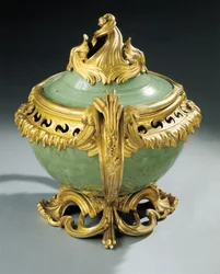 Potpourri váza Louis XV