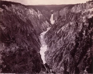 Yellowstonský kaňon a vodopády