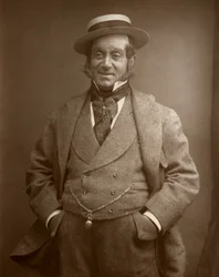 David James , britský herec, 1884