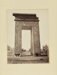 Karnak. Chrám Ramesse IV. Vítězná brána