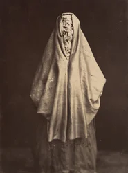 Turecká žena v městských šatech, 1870.