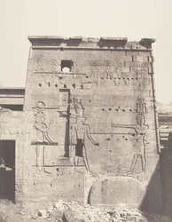 Ostrov Fileh Philæ, druhý pylon - východní část při pohledu z Pla..., 1851-52, tištěno 1853-54.