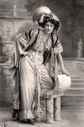 Elizabeth Firth , herečka, 1908.