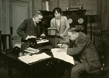 Hornblower se vzdává, 1920, 1928.