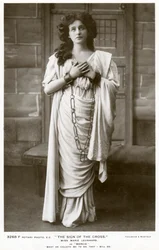 Marie Leonhard, herečka, c1900.