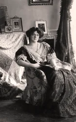 Marie Studholme 1875-1930, anglická herečka, 1906.