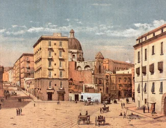 Náměstí San Francesco v Porta Capuana v Neapoli
