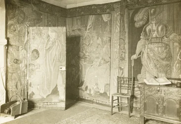 Kelmscott Manor: V místnosti s tapiseriemi