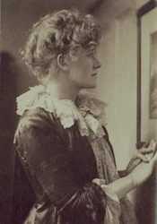 Portrétní fotografie Ellen Terry (1847-1928) od Fredericka Hollyera (1837-1933) (sépiová fotografie)