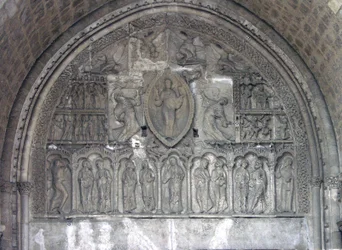 Kristus se dvěma anděly a výjevy ze života sv. Etienna ze severních dveří