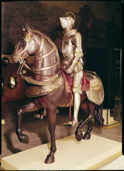 Jezdecká zbroj Františka I. (1494-1547) (železná)