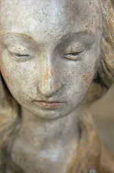 Máří Magdaléna, konec 15. století (polychromovaný kámen) (viz také 248111, 248112 a 252685)