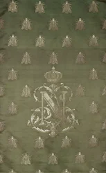 Část zeleného a zlatého damašku se znakem a královským znakem Napoleona III. (1808-73)