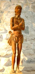 Stojící Kristus (dřevo)