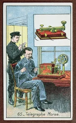 Vynález telegrafie s Morseovou abecedou, číslo 65 v sérii karet zobrazujících velké vynálezy, kolem roku 1910