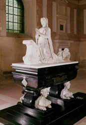 Hrob Diane de Poitiers (1499-1566) (mramor)