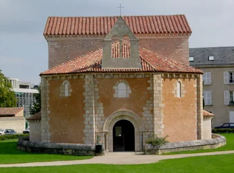 Pohled na baptisterium sv. Jana