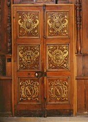 Dřevěné dveře ze dvora, původně z Chateau dAnet (zlacené dřevo)