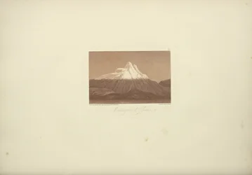 Mountains of Jlinissa, kreslil Gmelin, ryl bu Arnold, ilustrace z „Pohledy na Kordillery a památníky domorodých národů Ameriky“ od Alexandra von Humboldta a Aime Bonpland