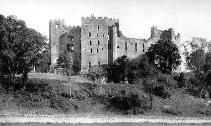 Ludlow Castle, Shropshire, Anglie, 1924-1926.