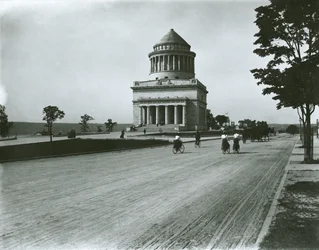 Grantova hrobka, Riverside Drive, New York City