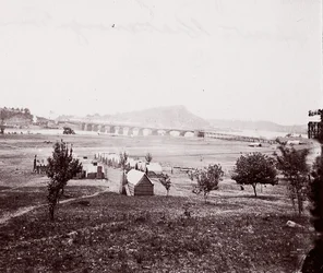 Bridge Builders Camp naproti Chattanooga, ca. 1864.