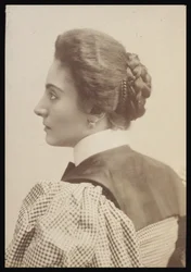Portrét Gemmy Bellincioni (1864-1950) par Giacomo Brogi (1822-1881), - Fotografie - Soukromá sbírka