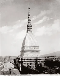 Pohled na Antonellian Mole v Turíně, c.1890