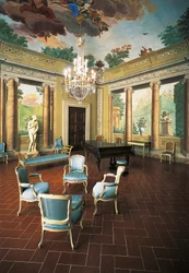 Fresky namalované v letech 1777-1778 Giuseppe Maria Terreni (1739-1811) v Pokoji čtyř ročních období, Villa del Poggio Imperiale (Villa of Imperial Hill), Florencie, Itálie