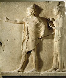 Hermes agoraios a Charita, reliéf z Theorského průchodu, Thasos, asi 470 př. n. l. (mramor) (viz také 346624)