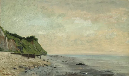 Cliffs on the Sea Coast: Small Beach, Sunrise Cliff on the Sea Coast, viděn Small Beach...