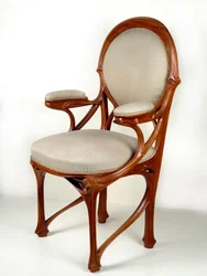 Art Nouveau: Křeslo z amerického ořechu